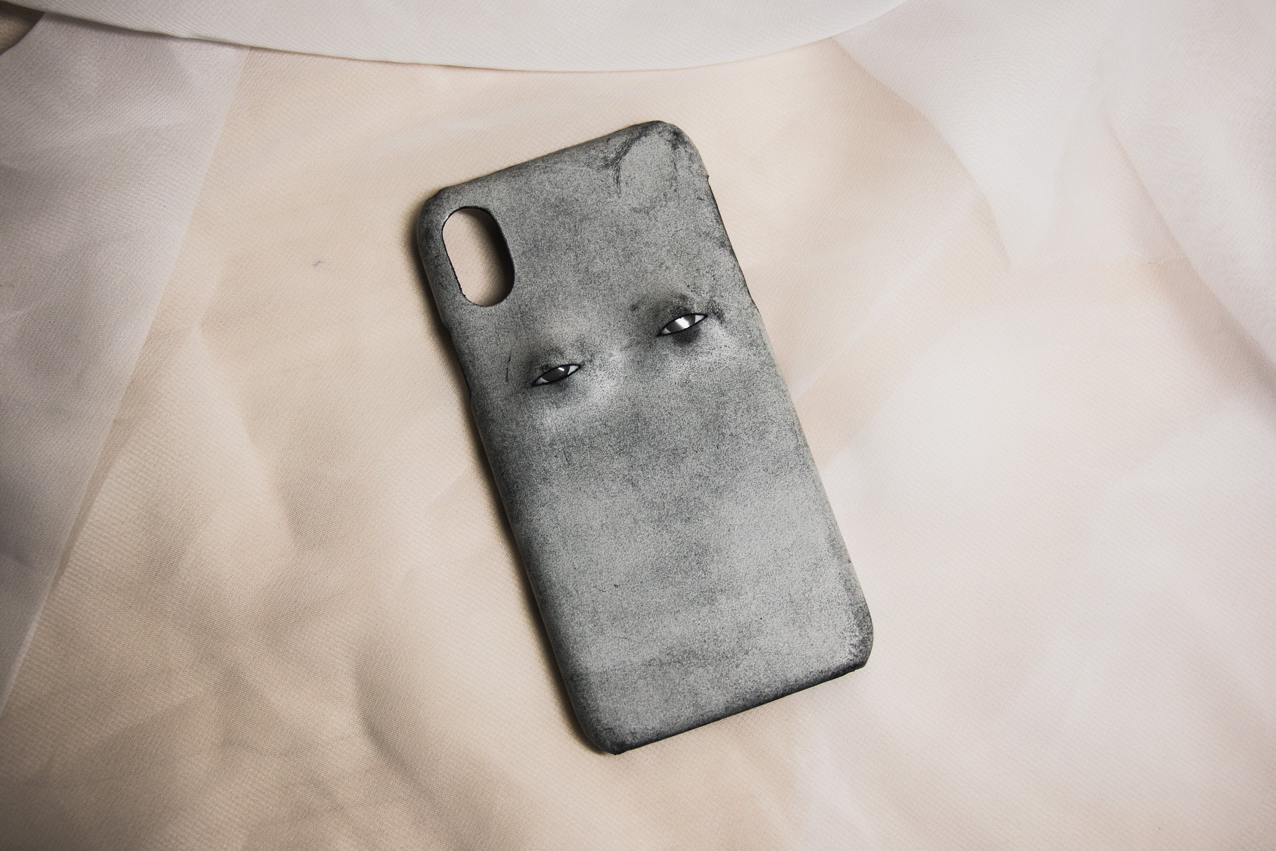 Handmade Cowhide Eyes Phone Case